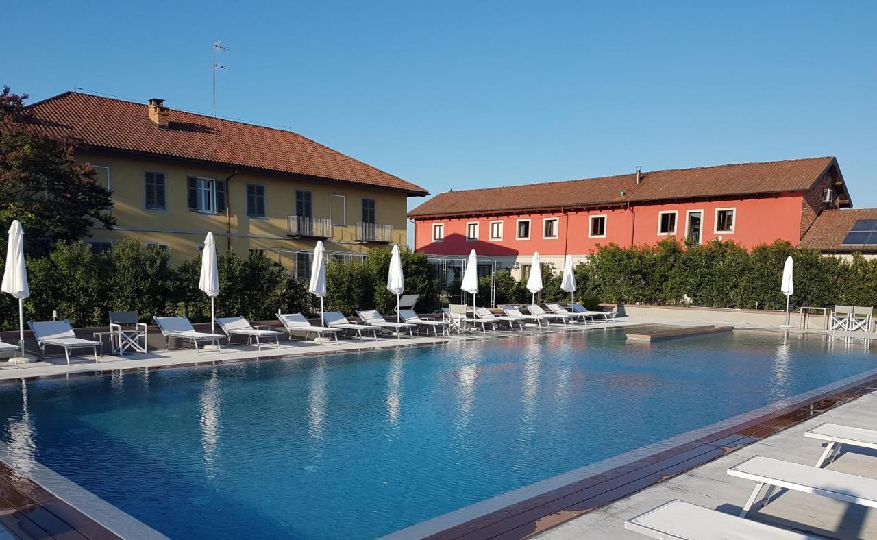 Locanda Ferro Uno, Golf Citta Di Asti Exteriör bild
