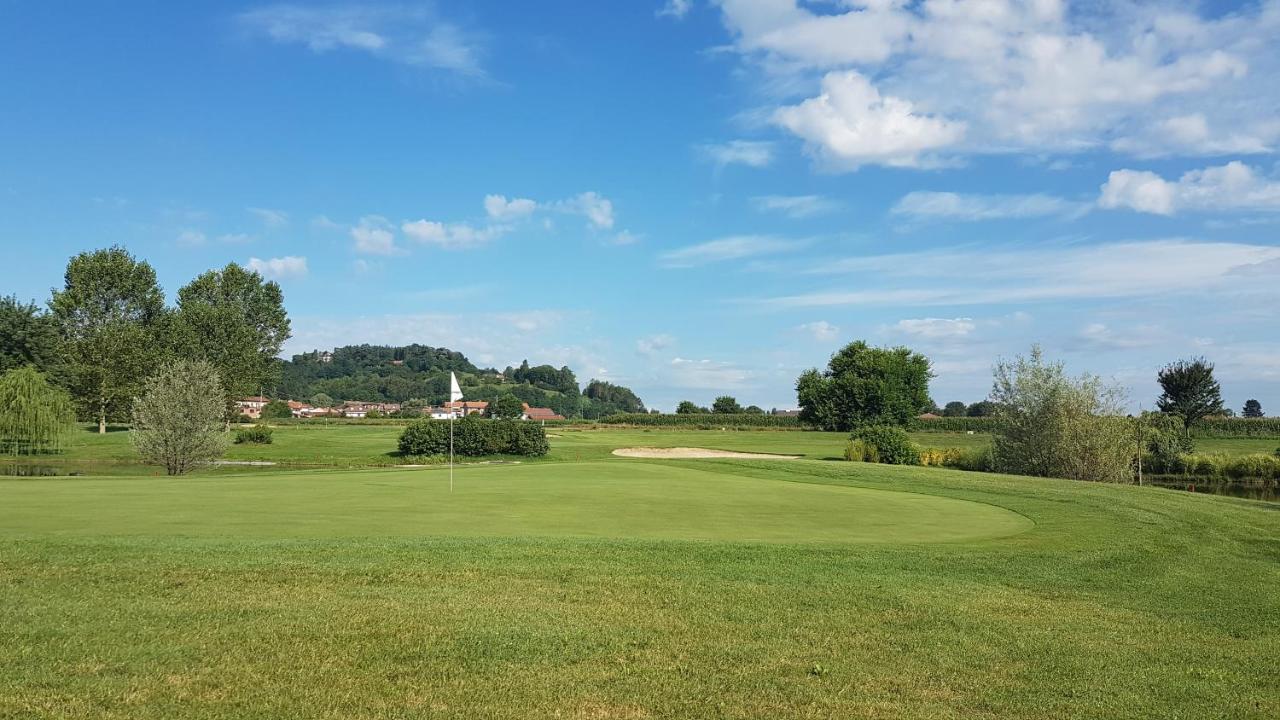 Locanda Ferro Uno, Golf Citta Di Asti Exteriör bild