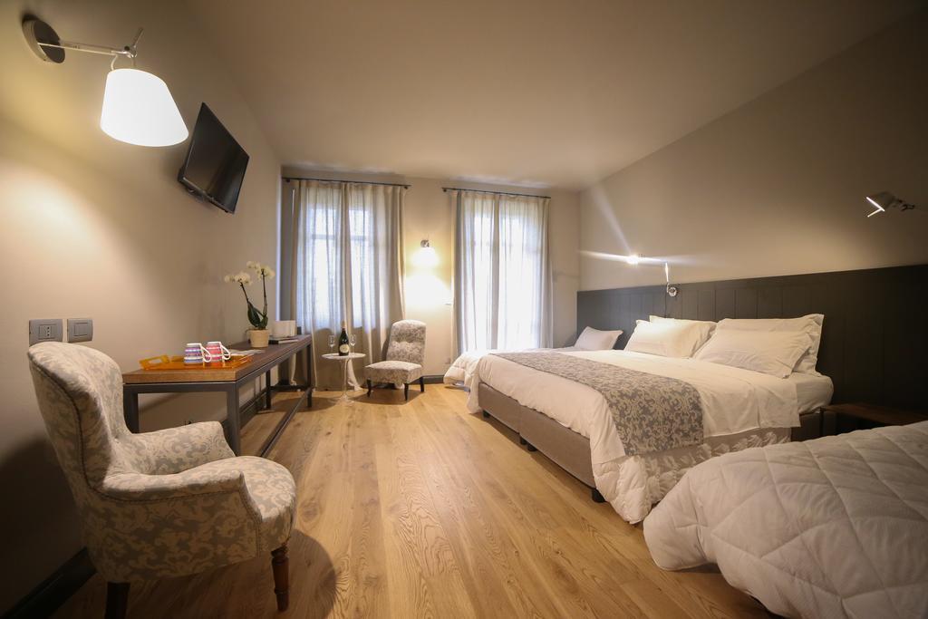 Locanda Ferro Uno, Golf Citta Di Asti Exteriör bild