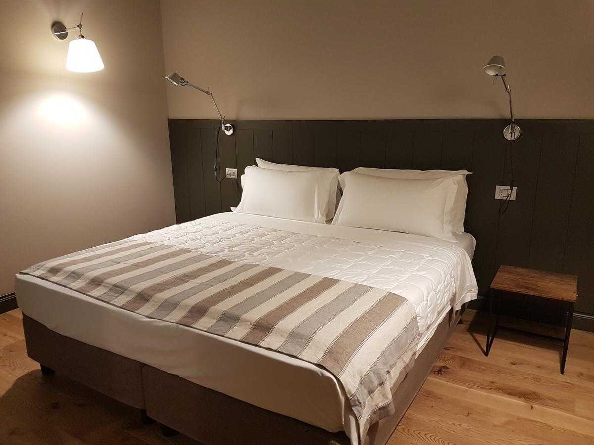 Locanda Ferro Uno, Golf Citta Di Asti Exteriör bild
